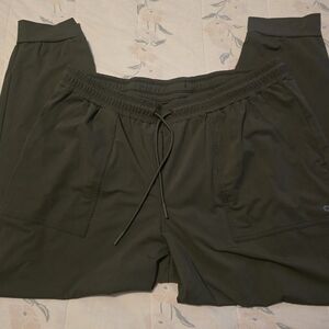 Womens Hunter Green Lightweight Hyba Joggers